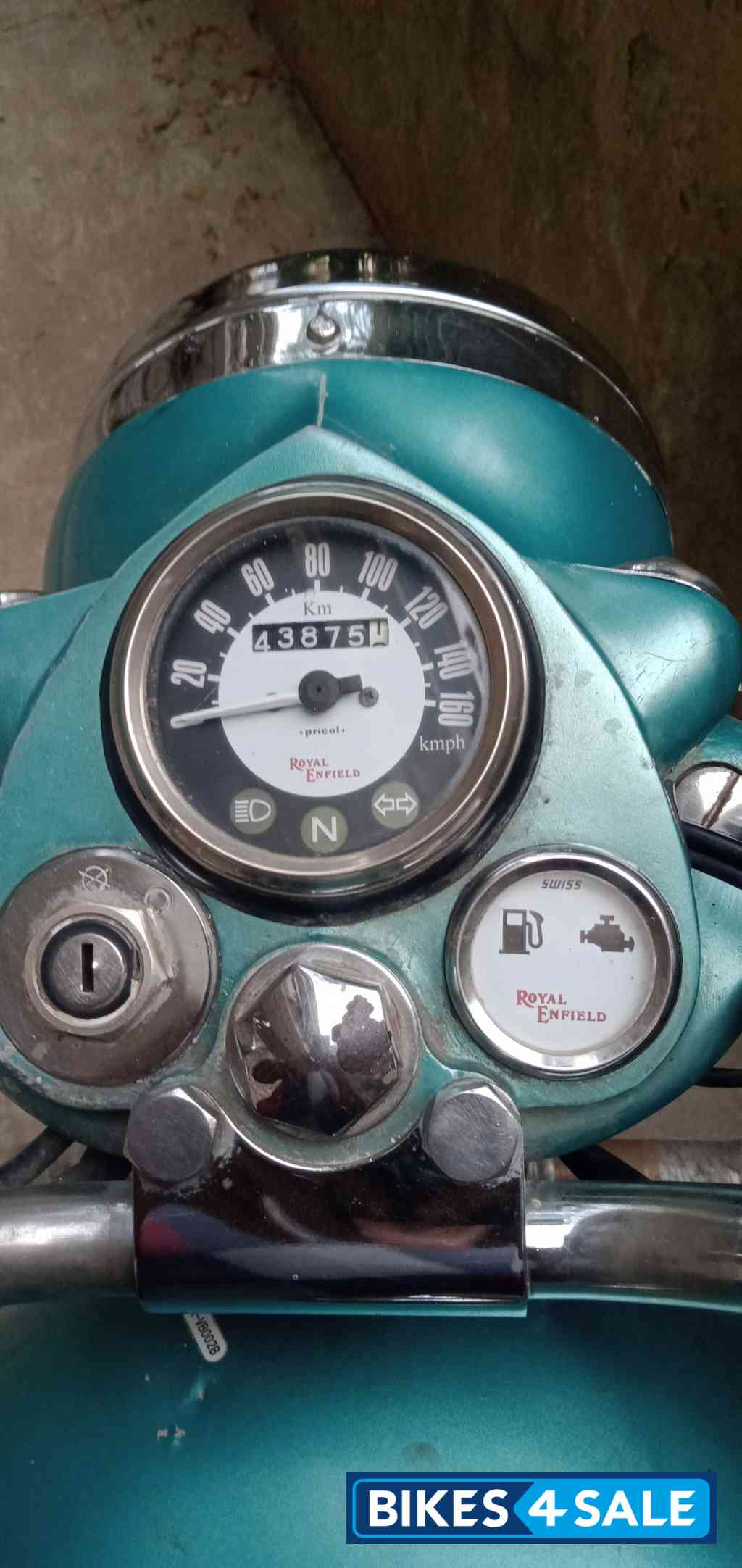 Royal Enfield Classic 500