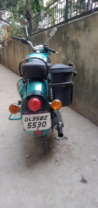 Royal Enfield Classic 500