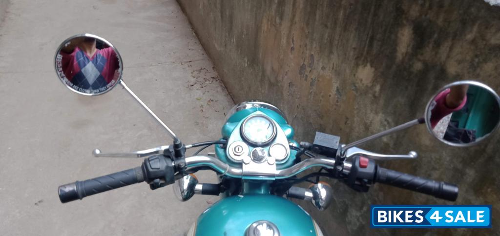 Royal Enfield Classic 500