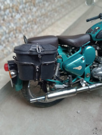 Royal Enfield Classic 500