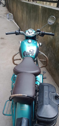 Royal Enfield Classic 500