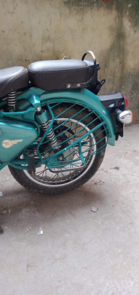 Royal Enfield Classic 500