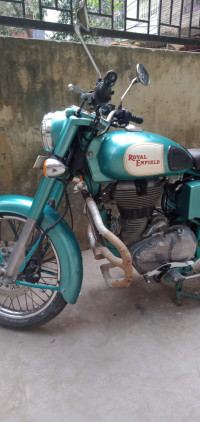 Royal Enfield Classic 500