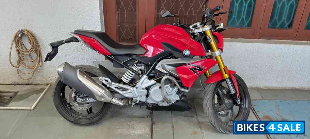 BMW G 310 R