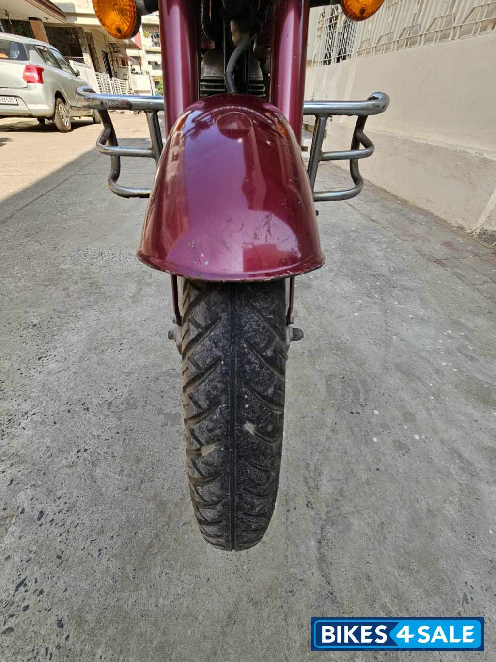 Marron Royal Enfield Classic 350