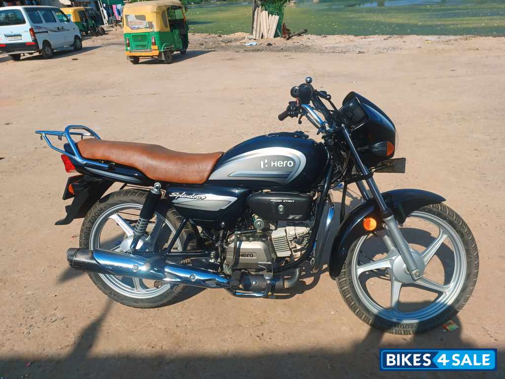 Black-silver Str Hero Splendor Plus BS6