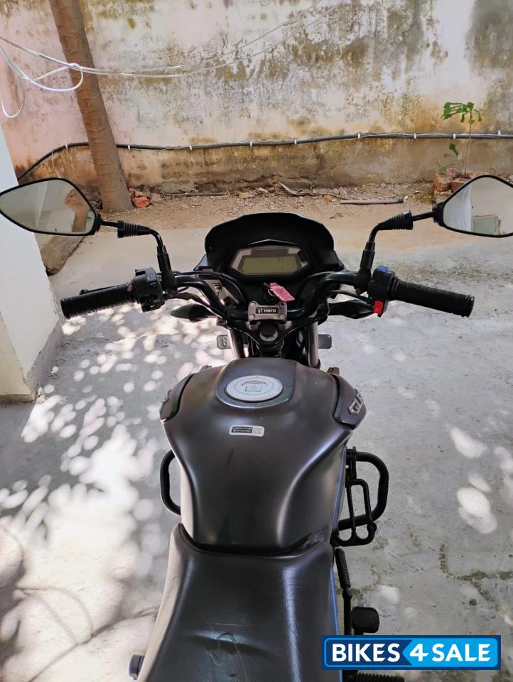 Gray With Blue Strip Hero Glamour Xtec