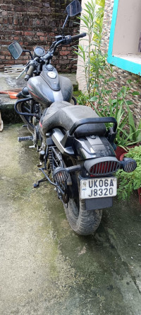 Mat Black Metallic Bajaj Avenger Street 220