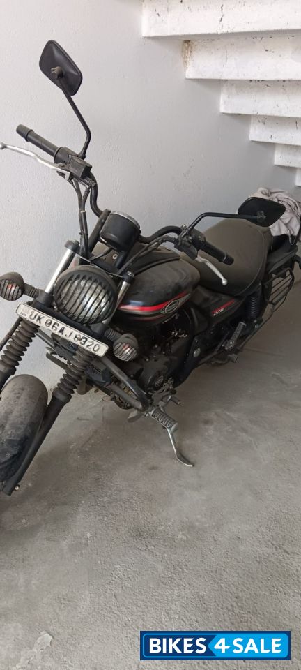 Mat Black Metallic Bajaj Avenger Street 220