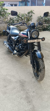 Mat Black Metallic Bajaj Avenger Street 220