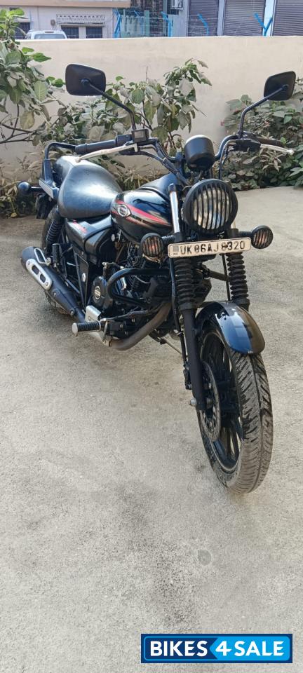 Mat Black Metallic Bajaj Avenger Street 220