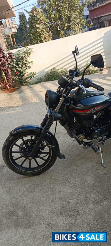 Mat Black Metallic Bajaj Avenger Street 220
