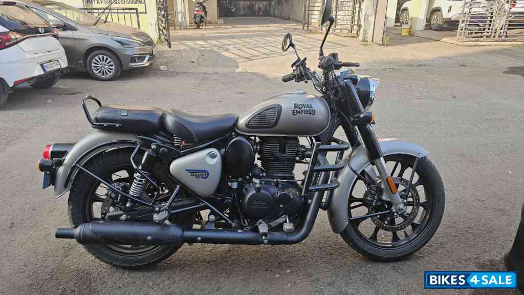 Royal Enfield Classic Gunmetal Grey