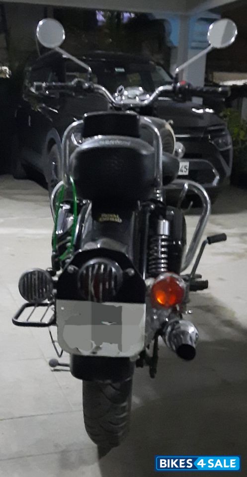 Black Royal Enfield Classic 350