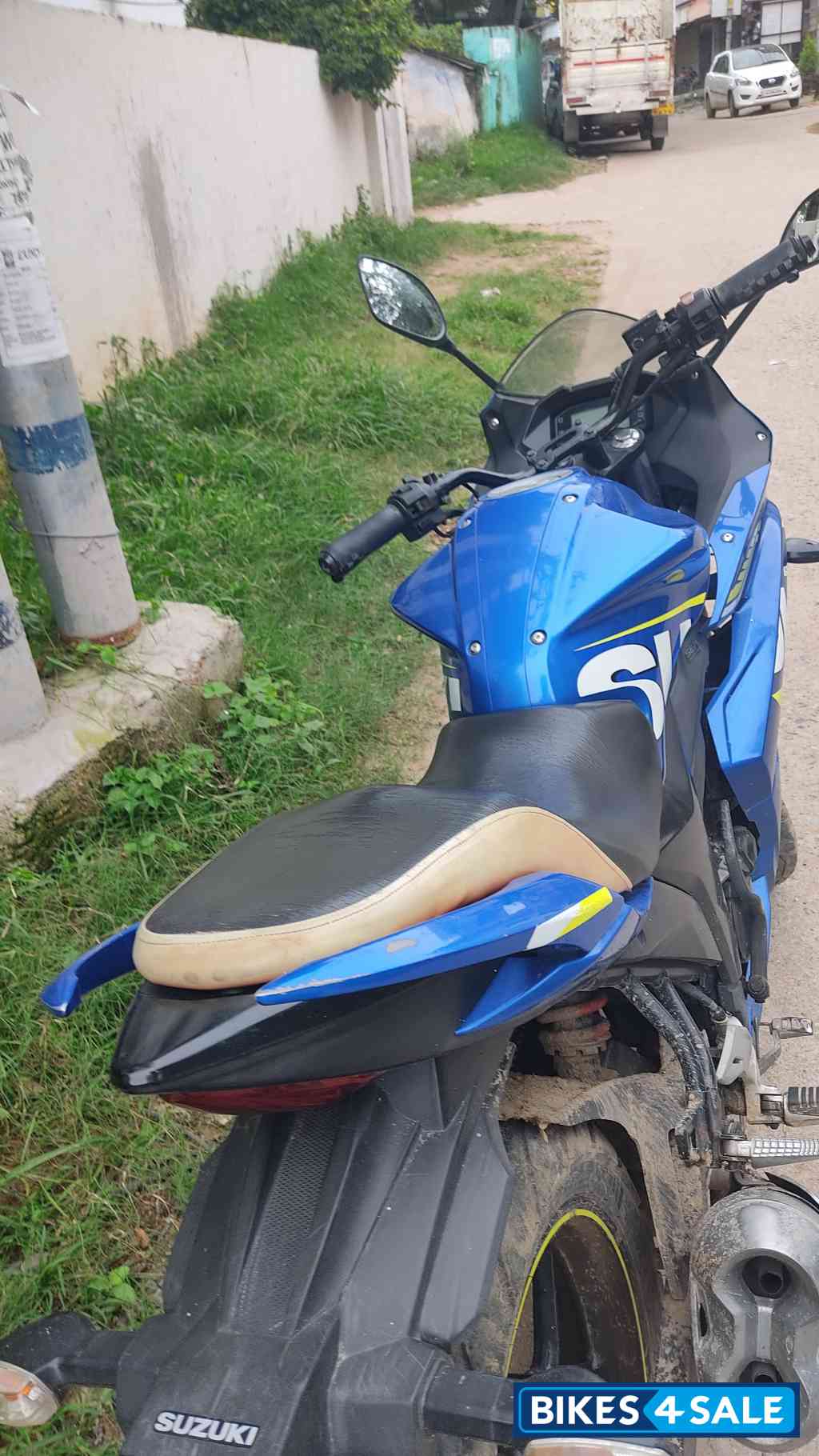 Suzuki Gixxer SF