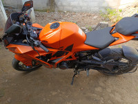 Orange KTM RC 200 GP