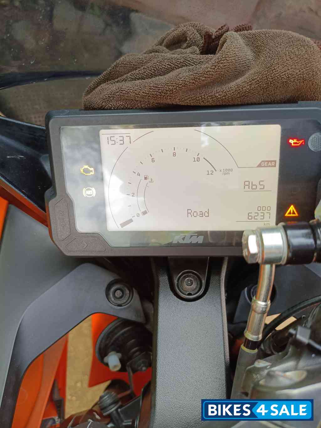 Orange KTM RC 200 GP