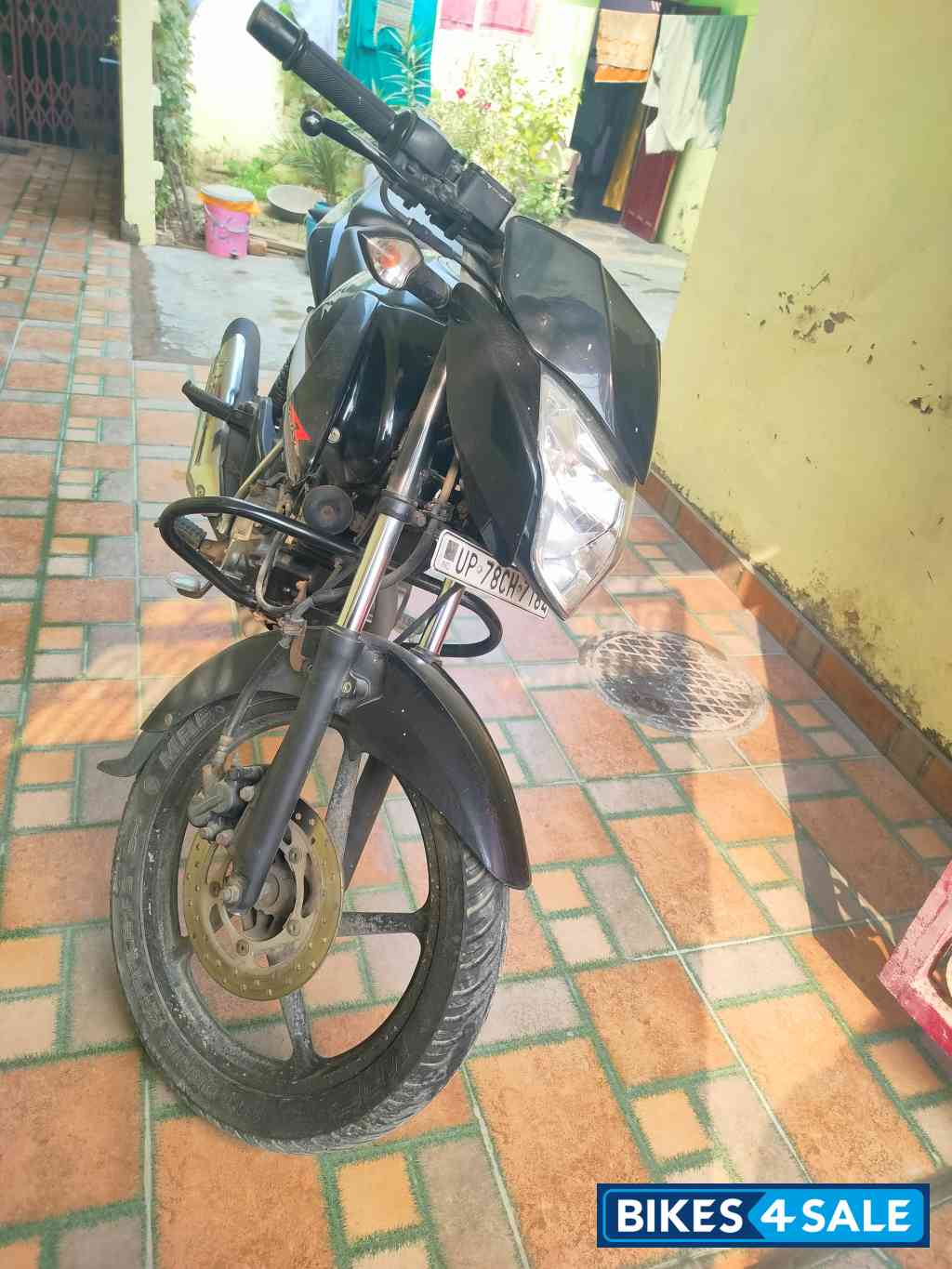 Bajaj Pulsar 135LS