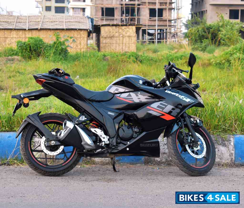 Suzuki Gixxer SF BS6