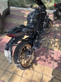 Bajaj Dominar 400