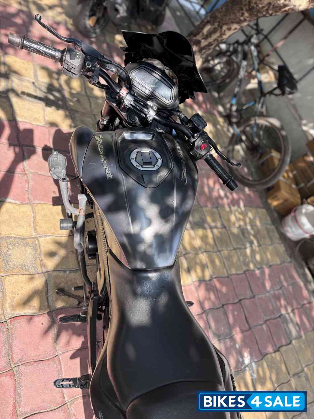 Bajaj Dominar 400