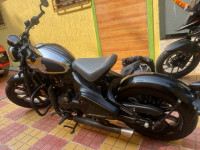 Jawa 42 Bobber Black Mirror
