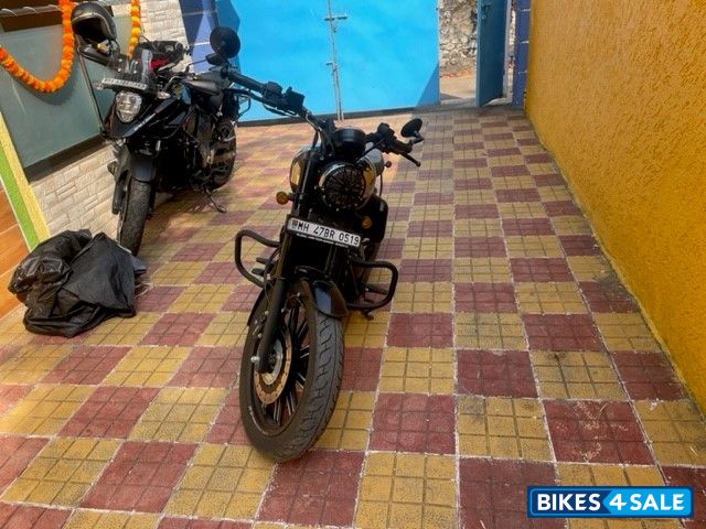 Jawa 42 Bobber Black Mirror