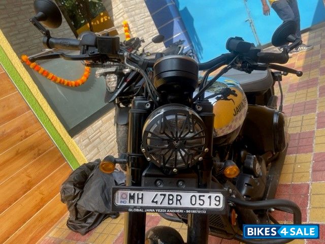 Jawa 42 Bobber Black Mirror