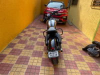 Jawa 42 Bobber Black Mirror