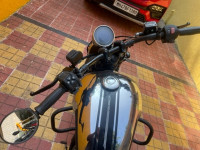 Jawa 42 Bobber Black Mirror