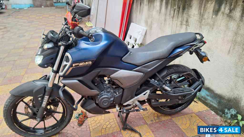Matt Blue Yamaha FZ-S FI V3