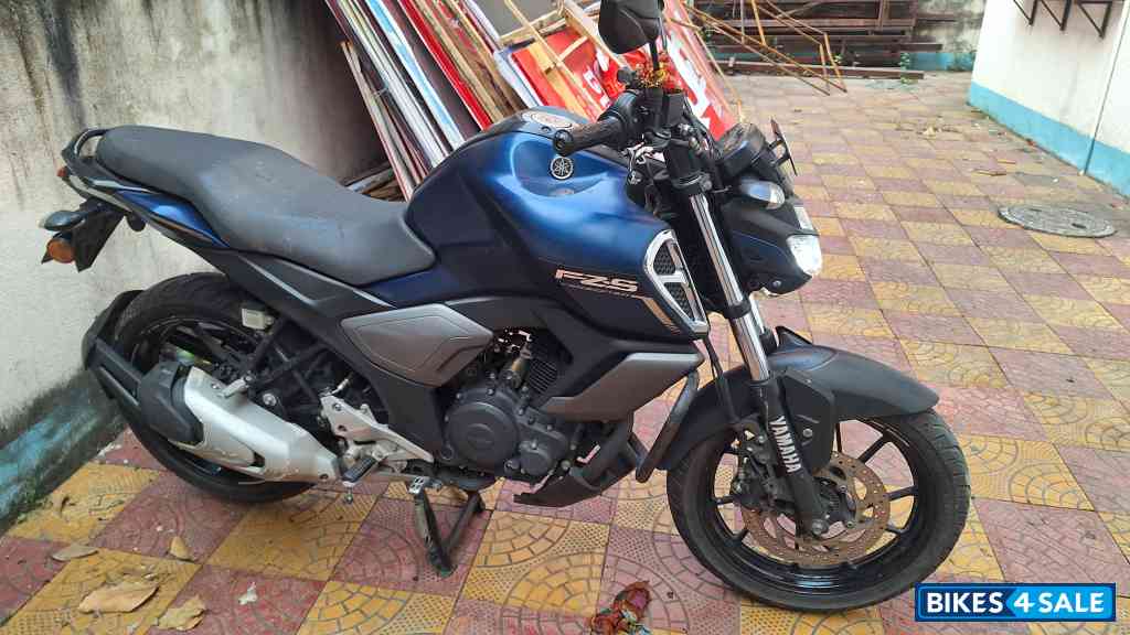Matt Blue Yamaha FZ-S FI V3