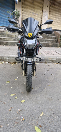 Black TVS Apache RTR 200 4V 2022
