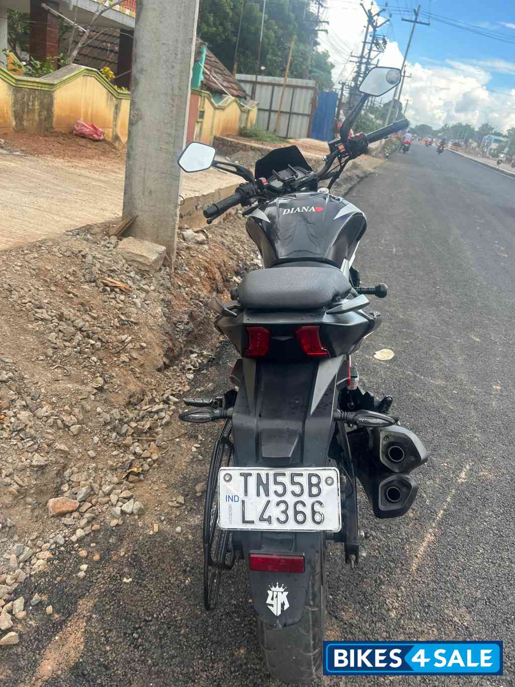 Bajaj Dominar 250
