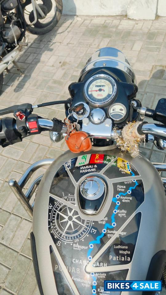 Gunmetal Grey Royal Enfield Classic 350 BS VI