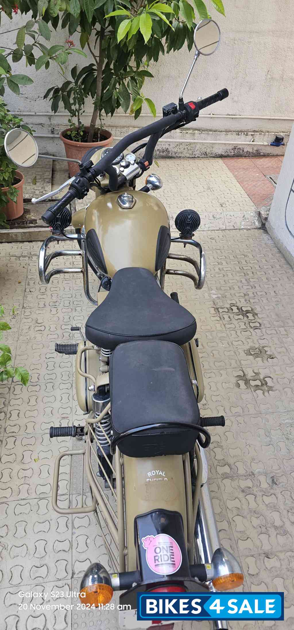 Desert Storm Royal Enfield Classic Desert Storm