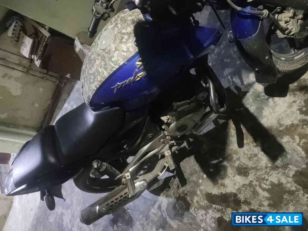 Bajaj Pulsar 180