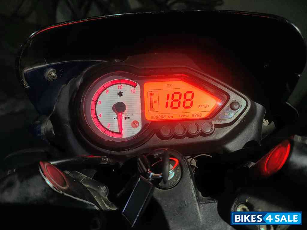 Bajaj Pulsar 180