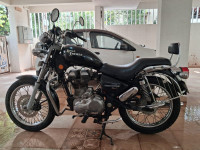 Dark Green Royal Enfield Bullet 350 Twinspark