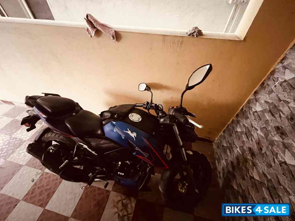 TVS Apache RTR 200 4V ABS