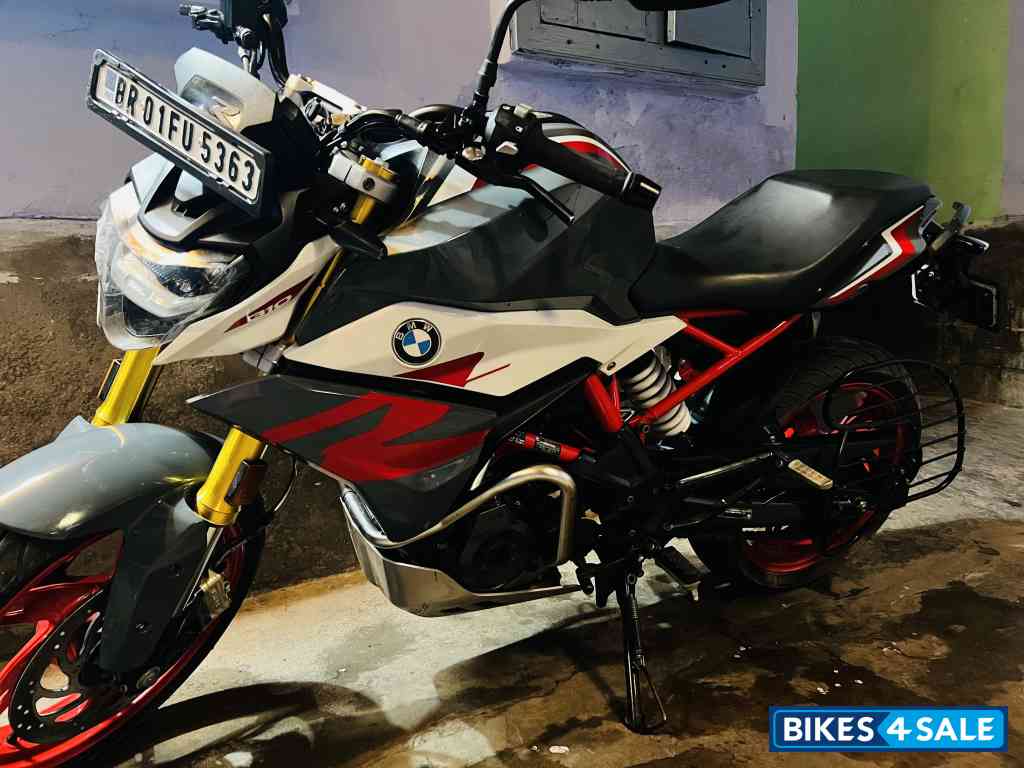 Metallic Grey BMW G 310 R