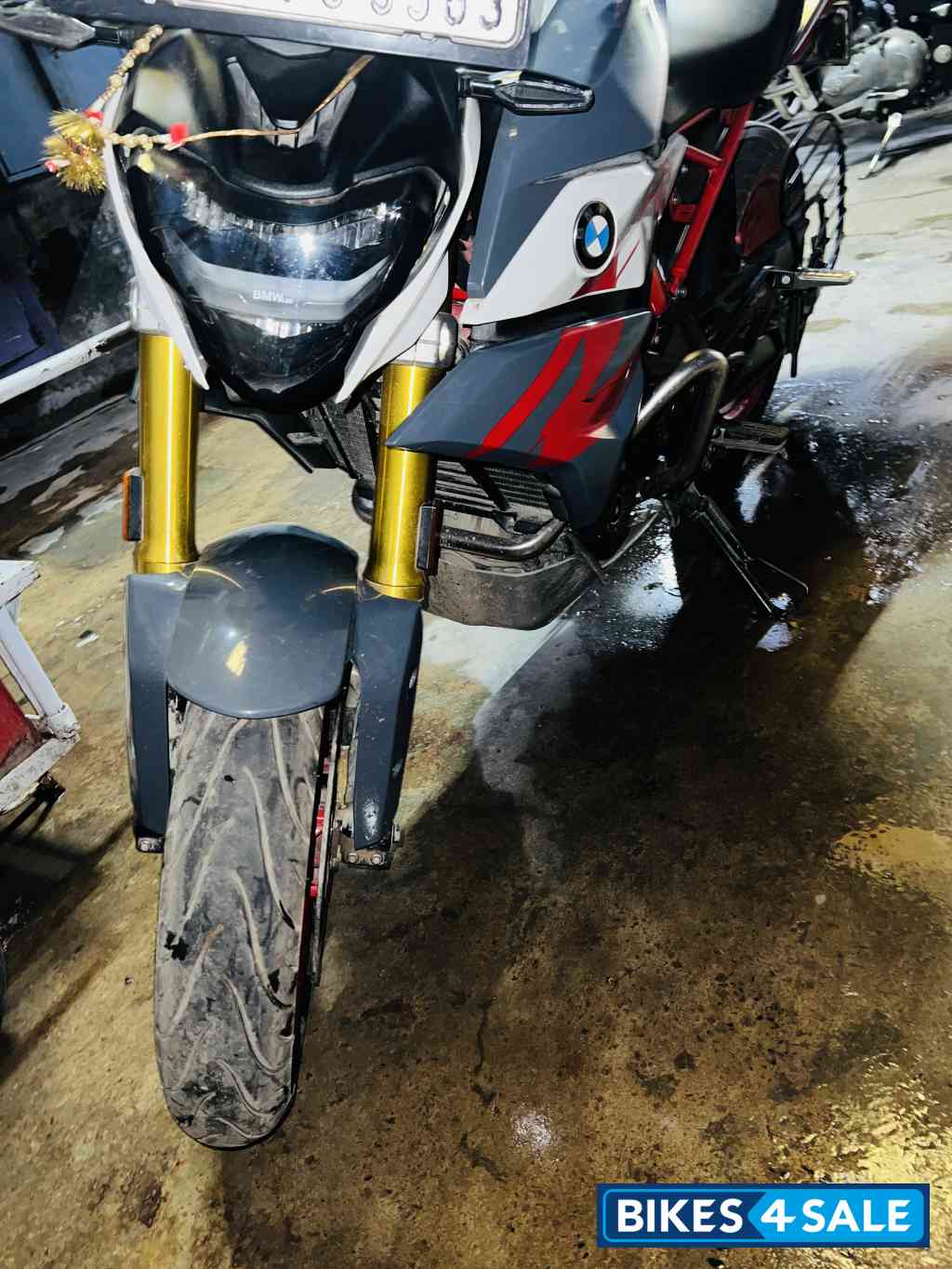 Metallic Grey BMW G 310 R