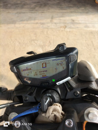 White TVS Apache RTR 160 4V Special Edition