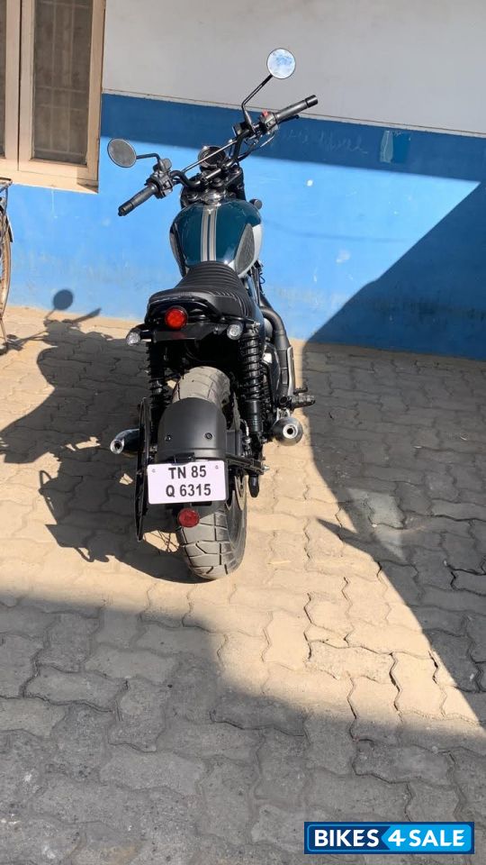 Yezdi Scrambler Single Tone