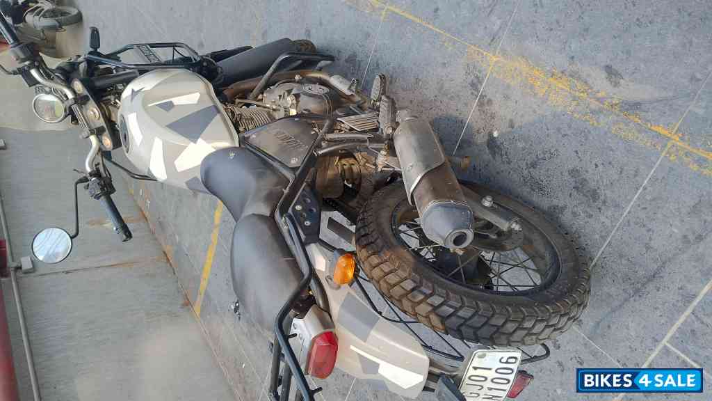 Royal Enfield Himalayan Sleet