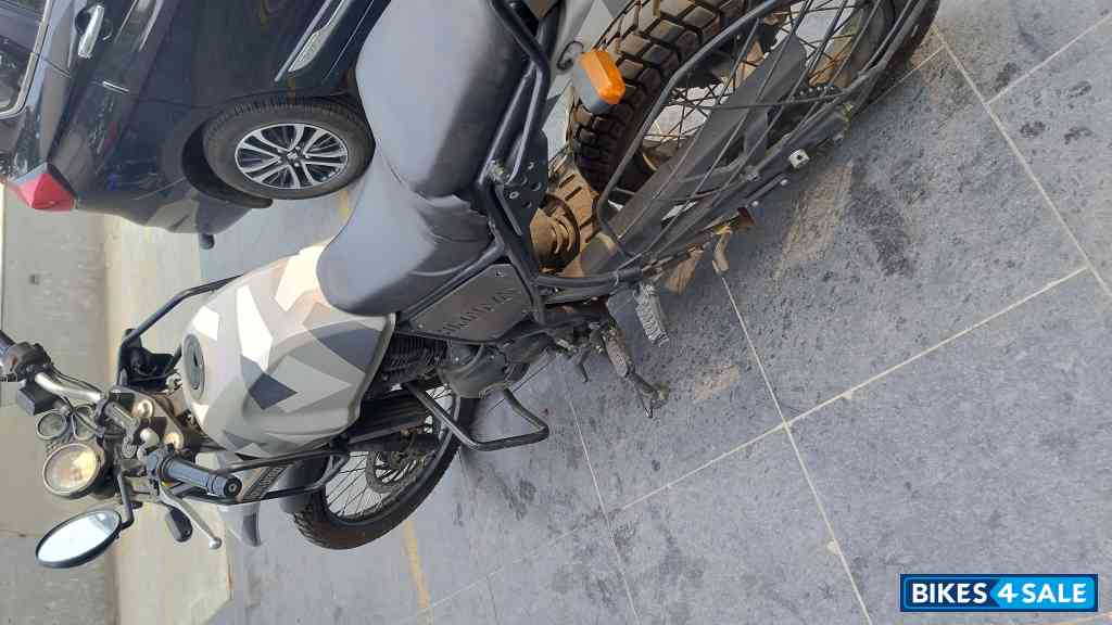 Royal Enfield Himalayan Sleet