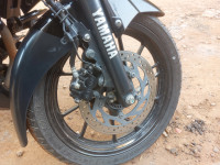 Black Yamaha FZS 25 2022