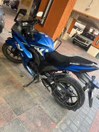 Suzuki Gixxer SF