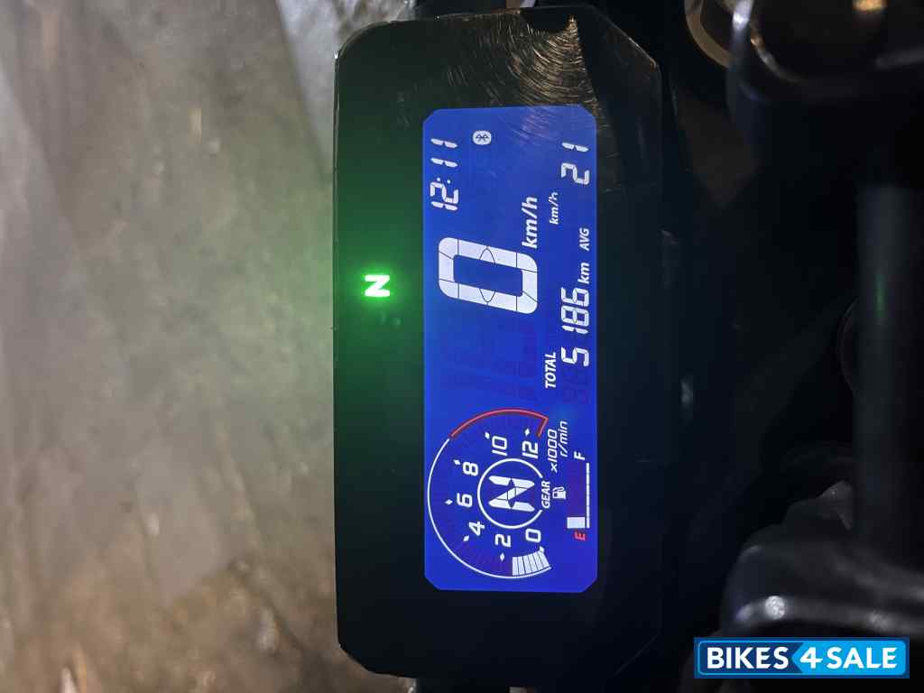 Honda CB300F Deluxe Pro