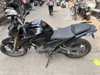 Honda CB300F Deluxe Pro